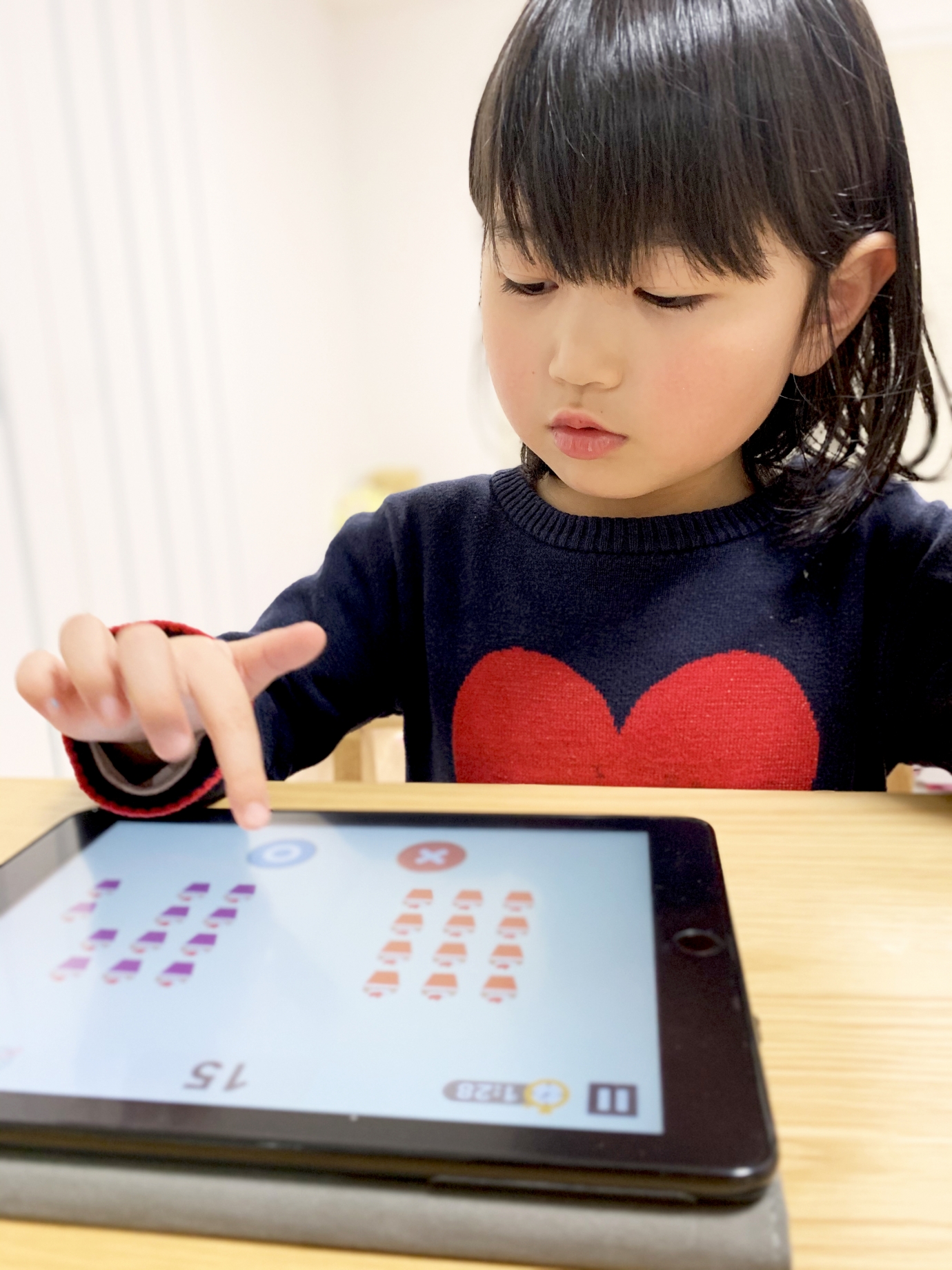 菅家さんのお子さんがThink!Think!を試しているところ