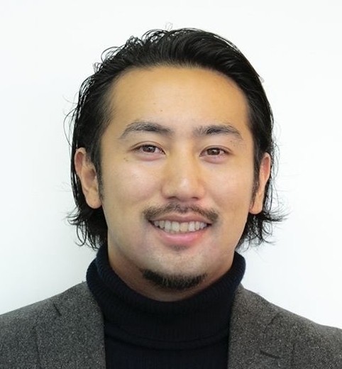 「シューマツワーカー」の代表・松村幸弥さん