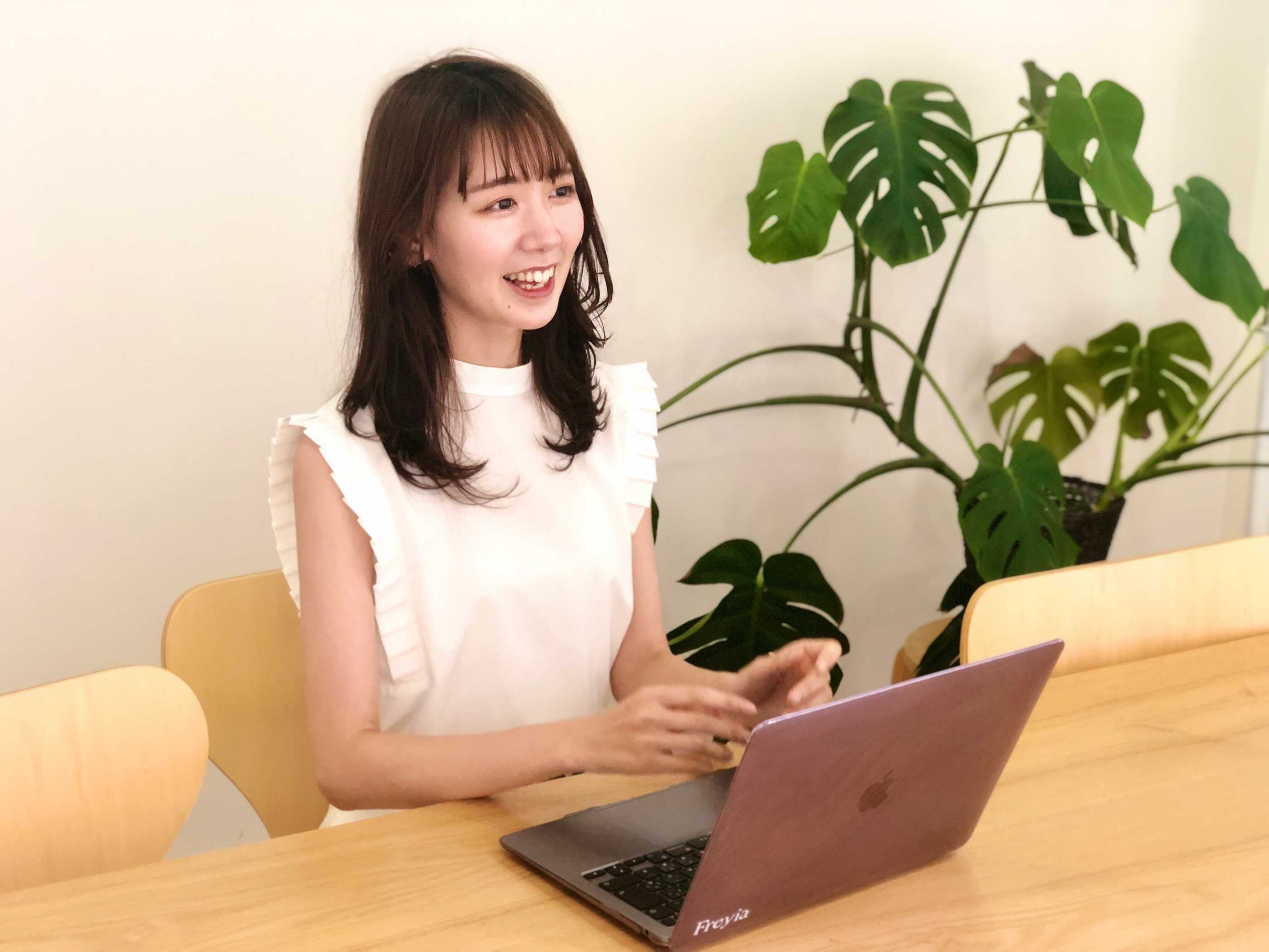 4社を経験→モデルと広報のパラキャリを満喫する斉藤マリナさんの「自分の幸せと向き合う」思考法