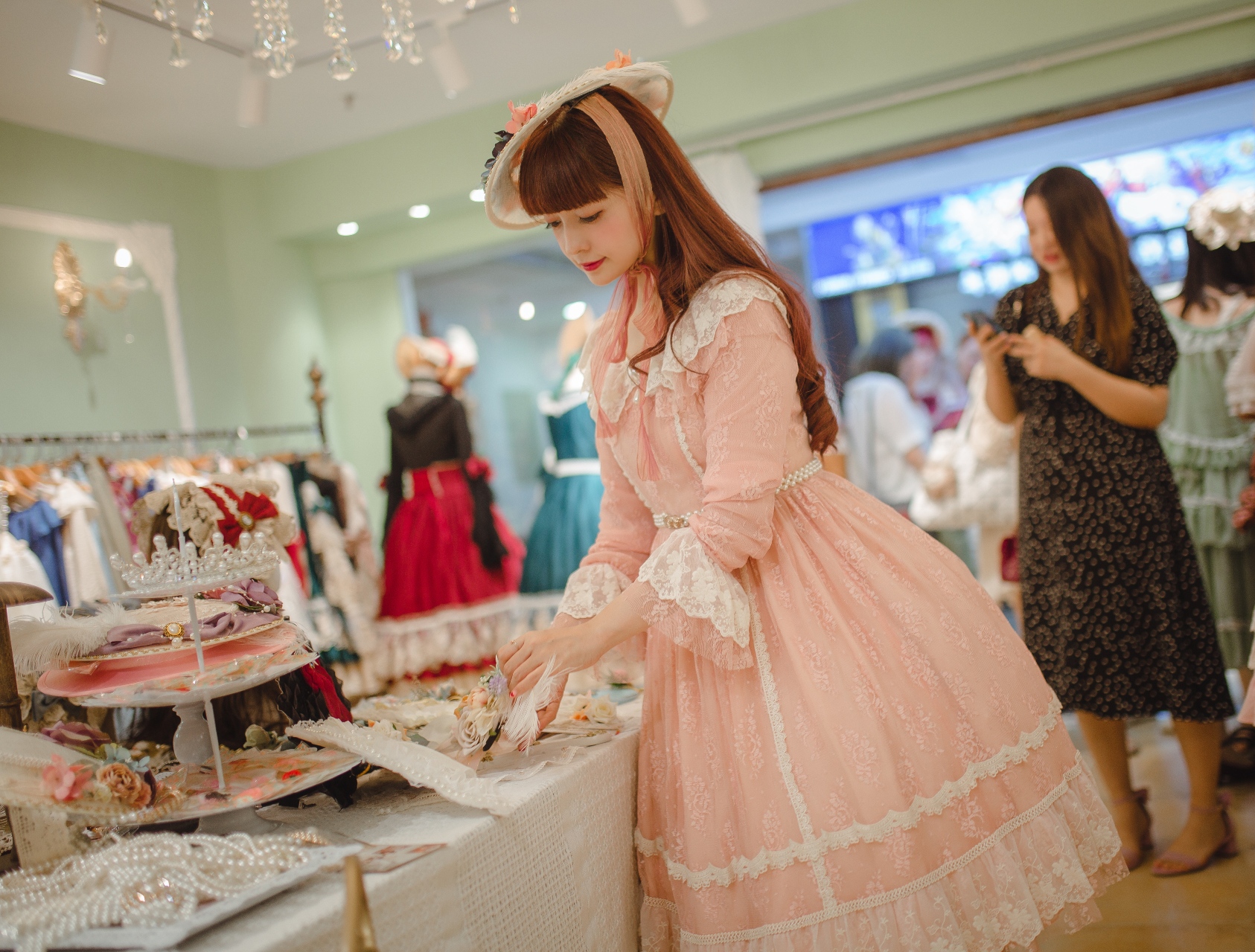 「私が世界でいちばん、ロリータを愛してる」。カリスマロリータモデル＆看護師の青木美沙子さんの、自分を幸せにする方法