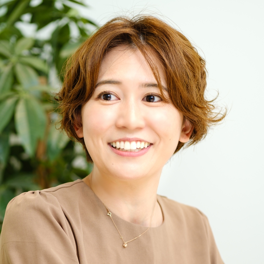 副業研究家・坪井安奈さん