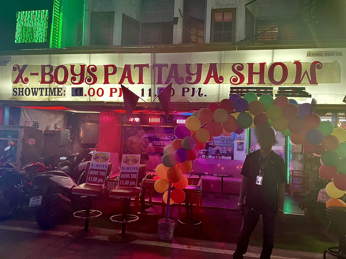 タイのゴーゴーボーイ